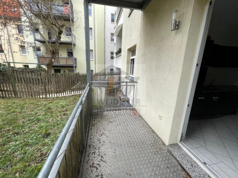 Gera Vermietete 2-R.-Eigentumswohnung m. Stellplatz im Geraer-Ostviertel Wohnung kaufen