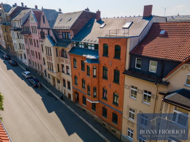 Reichenbach im Vogtland repräsentatives Mehrfamilienhaus in Reichenbach mit XXL-Eigentümerwohnung im Dachgeschoss + Balkone Gewerbe kaufen