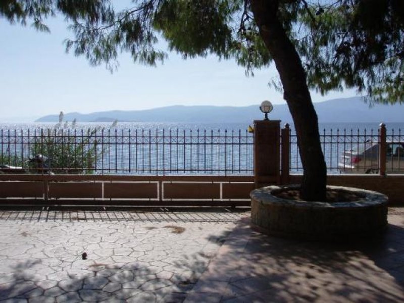 Agios Theodoros - Attika Super Villa in Agios Theodoros Attika Haus kaufen