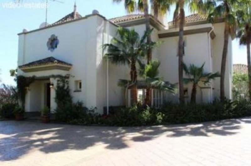 Hacienda las Chapas Villa, komplett renoviert und möbliert mit Meerblick Haus kaufen