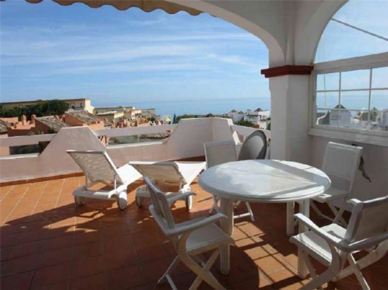 Marbella Penthouse mit traumhaftem Meerblick, nur 300 m vom Strand entfernt! Wohnung kaufen