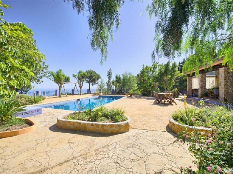Marbella Villa in ruhiger und privater Lage mit spektakulärem Meerblick Haus kaufen