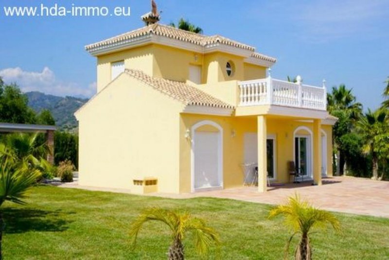 Estepona HDA-immo.eu: 4 Schlafzimmer Villa in Estepona mit Meerblick. Haus kaufen