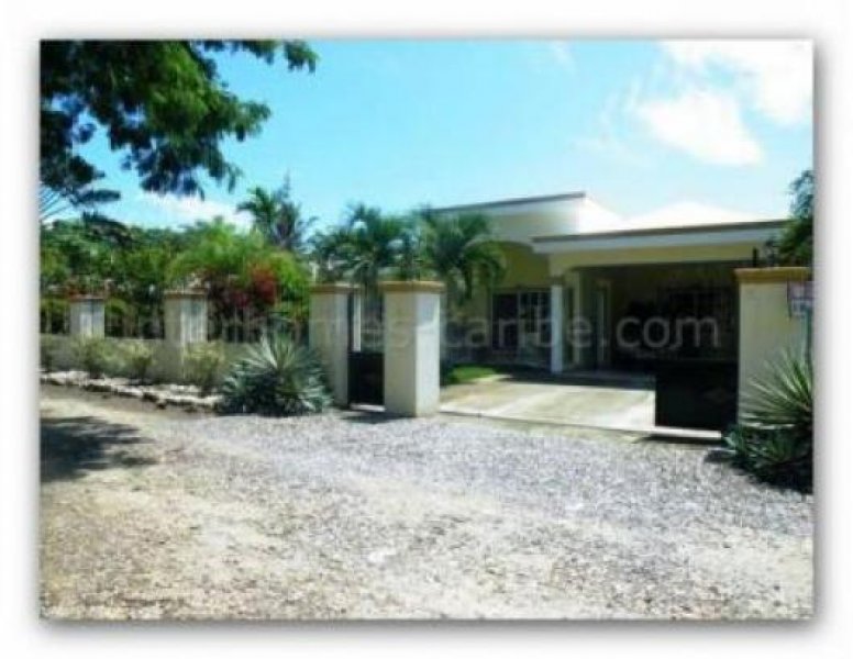 Sabaneta/Dominikanische Republik Sabaneta de Yasica: Ansprechende eingeschossige Villa im karibischen Stil. Haus kaufen