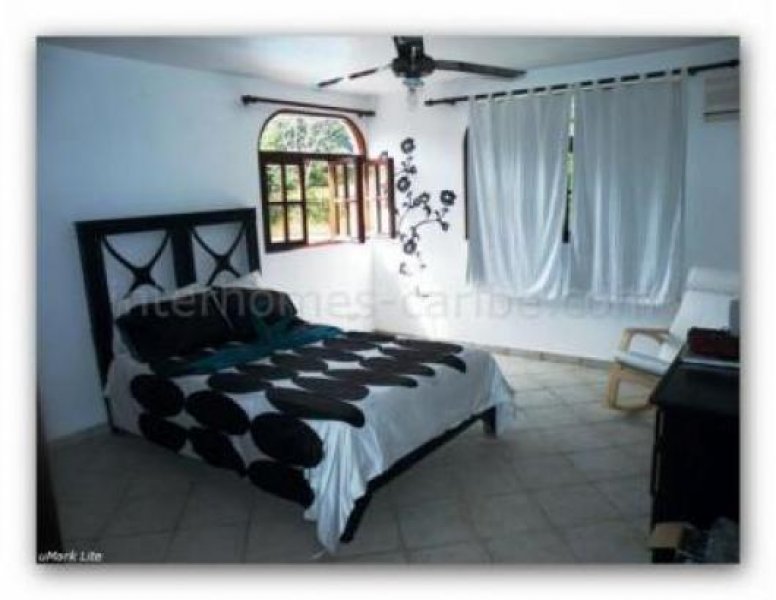 Sosúa/Dominikanische Republik Sosua: Große Villa mit 305 qm (3 283 sqft) Wohnfläche auf 1800 qm (19 368 sqft) Grundstück, drei Schlafzimmer, drei ein halb 