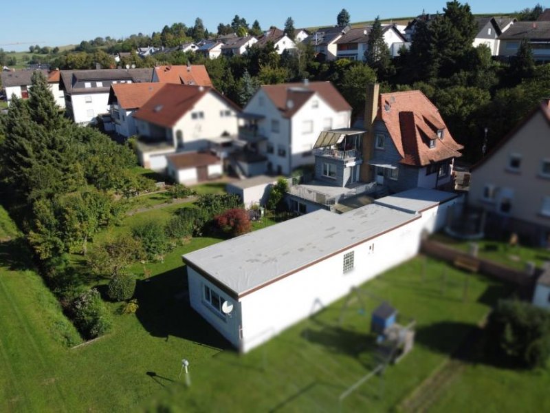 Schaafheim DIETZ: Stilvolles Einfamilienhaus mit Einliegerwohnung und schönem Garten in Schaafheim OT Radheim! Haus kaufen