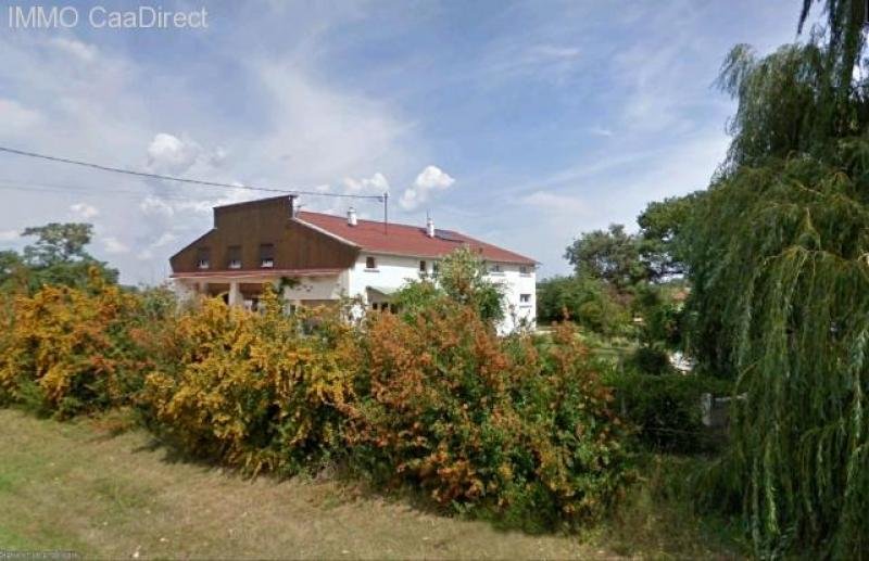 Meyenheim Sehr geräumiges, freistehendes Wohnhaus mit 10 Zimmern, auf grossem, gepflegtem Grundstück Haus kaufen