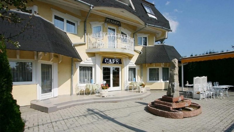 Keszthely Hotel Garni nahe Segelhafen in Keszthely Gewerbe kaufen