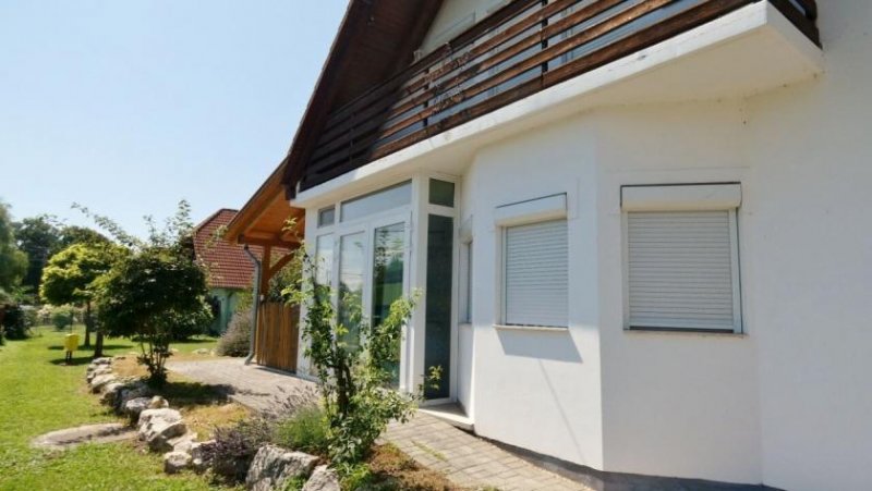 Vörstetten Zweifamilienhaus in Balatonnähe Haus kaufen
