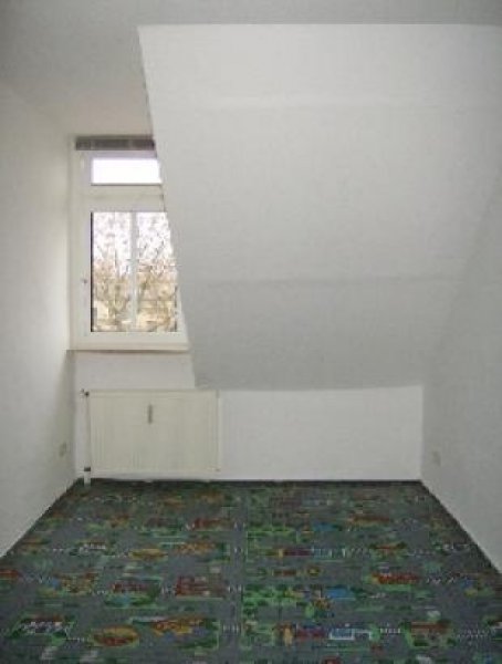 Leipzig helle & gemütliche Dachgeschosswohnung in Lindenau Wohnung mieten