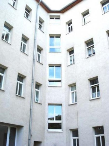 Chemnitz Großzügige 1-Zimmer mit Aufzug und Laminat in zentraler Lage! Wohnung mieten