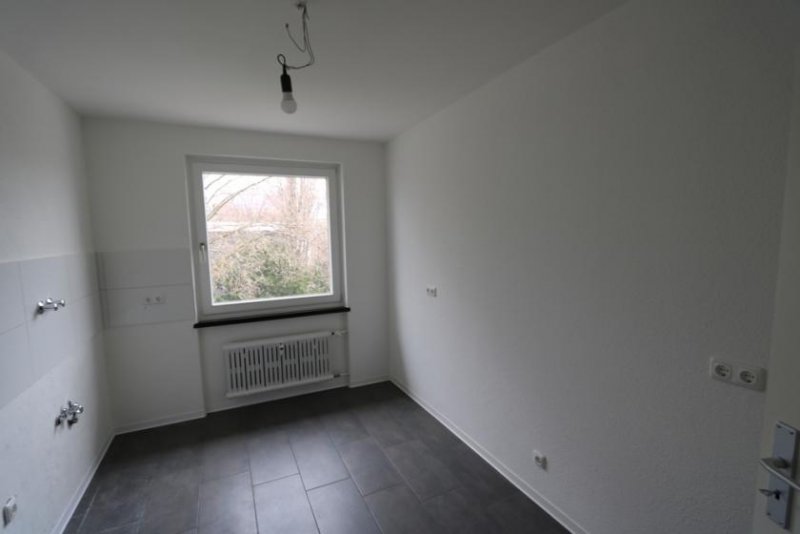 Duisburg schöne 3-Zimmer-Wohnung für die Familie - nur mit Wohnberechtigungsschein (WBS) für 3 - 4 Personen Wohnung mieten