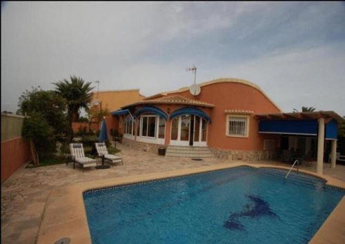 Poblets, Els Immobilien HALT - 4SZ-Pool-Villa + Garage + ZH + Kamin, bei Denia zu verkaufen Haus kaufen