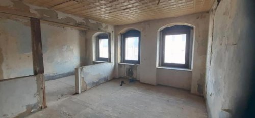 Waldheim Immo ObjNr:B-18662 - Sanierungsobjekt mit 3 Wohneinheiten Haus kaufen