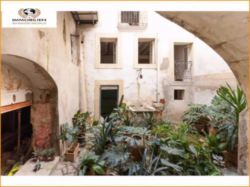 Palma de Mallorca Wohnungen Mallorquinesches Herrenhaus zum renovieren in der Altstadt. Haus kaufen