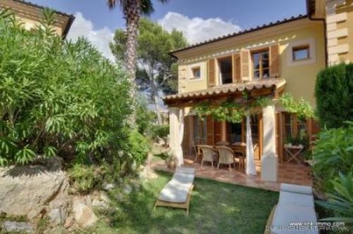 Santa Ponsa Immobilien Schönes Reihenhaus mit Garten und Gemeinschaftspool Haus kaufen