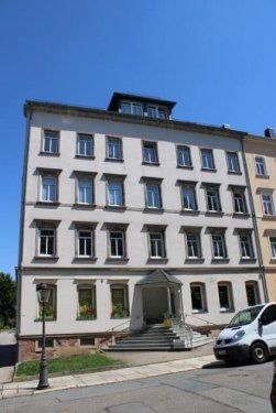 Chemnitz Immobilien Vollvermietetes und TOP saniertes MFH mit Balkonen und extra Garagengrundstück in guter Lage Gewerbe kaufen