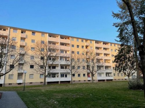 Berlin Provisionsfreie Immobilien 2-Zimmer-Wohnung in Berlin, Fahrstuhl und Balkon. Wohnung kaufen