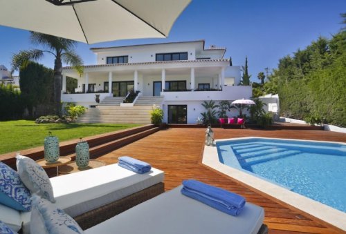 Marbella Immobilien Designer Villa direkt am Golfplatz Los Naranjos Haus kaufen