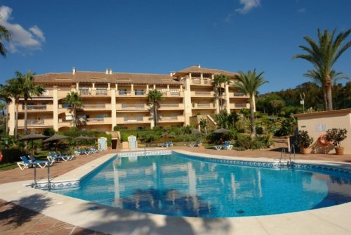 Marbella Immobilien Luxuriöse, sehr große Wohnung in zentraler Lage mit herrlichem Meerblick Wohnung kaufen