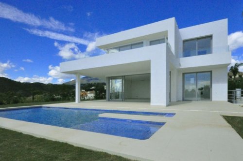 Marbella Immobilien Moderne Luxusvilla Haus kaufen