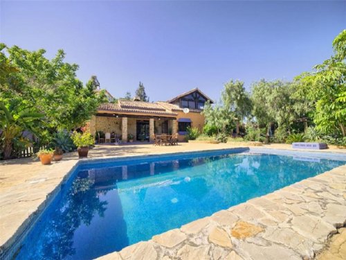 Marbella Immobilien Villa in ruhiger und privater Lage mit spektakulärem Meerblick Haus kaufen