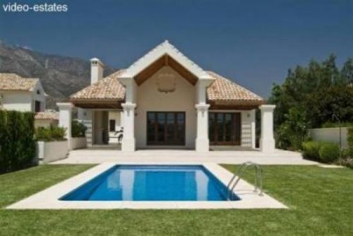 Marbella Häuser Villa nähe Puerto Banus Haus kaufen