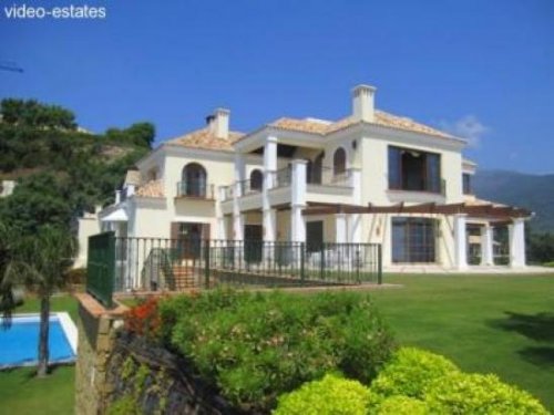 Marbella Wohnungen Villa oberhalb Marbellas Haus kaufen
