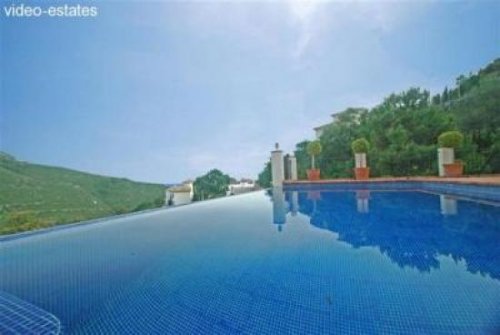 Benahavs Günstige Wohnungen Villa mit Meer- und Bergblick in ruhiger Lage Haus kaufen