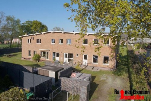 Emmerich am Rhein Immobilienportal Emmerich: Einfamilienhaus mit Einliegerwohnung und Baugrundstück für 10 Wohneinheiten Haus kaufen