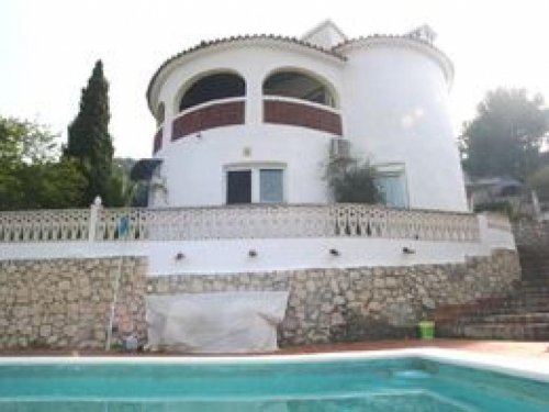 Oliva Immobilien GROSSE Pool-Villa in Oliva bei Denia zu verkaufen Haus kaufen