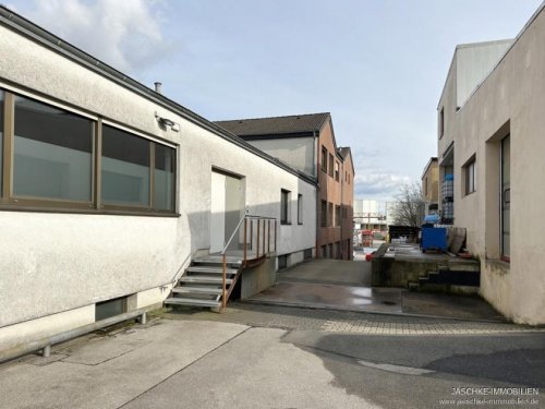 Aachen Gewerbe Immobilien JÄSCHKE - vermietetes Renditeobjekt in bester Lage mit verschiedenen Hallenflächen und Wohneinheiten Gewerbe kaufen