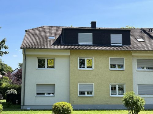 Bonn Immobilien BONN BEUEL TOP 3-Zimmer Wohnung im 1.OG, ca. 90 m² Wfl., Einbauküche, Balkon, Gäste-WC, Stellplatz. Wohnung kaufen