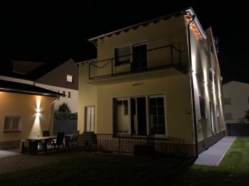 Hainburg Immobilienportal Energetisch saniertes Zweifamilienhaus - Garten, Garage, Terrasse, ruhige Lage - Heizung von 2018 Haus kaufen