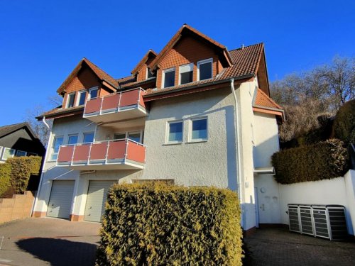 Taunusstein Hausangebote Attraktives Zweifamilienhaus in bevorzugter Lage von Taunusstein-Hahn mit tollem Fernblick Haus kaufen