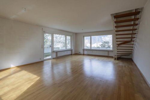 Freiburg im Breisgau Terrassenwohnung Großzügige 3-Zimmer-Wohnung mit zwei Balkonen in guter Lage Wohnung kaufen