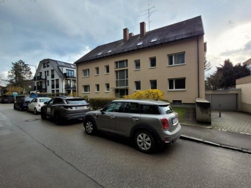 München Wohnungen im Erdgeschoss "Charmante 3-Zimmer-Gartenwohnung in Ruhiger Lage" Wohnung kaufen