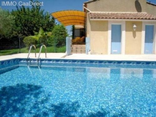 Avignon Immobilien äusserst komfortable, klimatisierte, sehr gepflegte Villa mit einem traumhaft schönem Swimming Pool, Haus kaufen