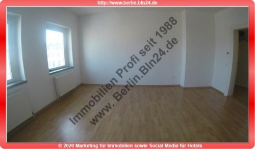 Halle (Saale) Immobilienportal Wohnung mieten - - - 3er WG tauglich Wannenbad Wohnung mieten