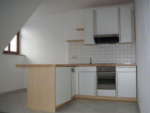 Chemnitz Immobilien ** Kompakte Maisonette DG 3-Zimmer mit Einbauküche, Aufzug und Laminat auf dem Kaßberg *** Wohnung mieten