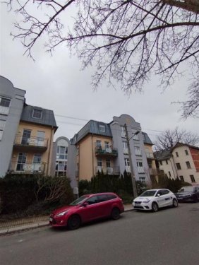 Chemnitz Mietwohnungen Großzügige 3-Zimmer mit 2 Balkonen, sep WC, Dusche und Wanne in ruhiger Lage! Wohnung mieten