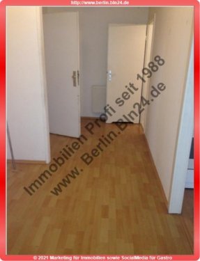 Berlin Immobilienportal 1 Zimmer in Friedrichshain Nähe U+S Bahn Wohnung mieten