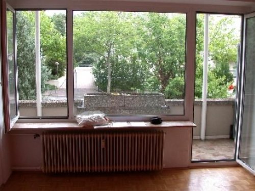 bad soden 1-Zimmer Wohnung Schöne helle wohnung mit grossen Balkon / Panoramafenster im schönen Bad Soden am Taunus Wohnung mieten