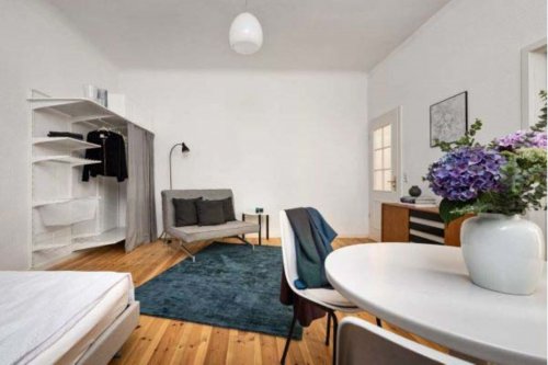 Mannheim Immo Exklusive, geräumige 1-Zimmer-Wohnung mit Balkon und EBK in Mannheim Wohnung mieten