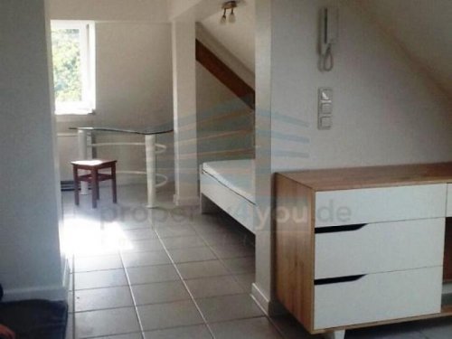 München Mietwohnungen Individuelle möblierte 1-Zimmer Wohnung in ausgebautem Dachgeschoß in München Aubing Wohnung mieten