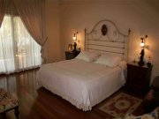 Marbella Luxuriöse Villa im andalusischen Stil in Toplage Haus kaufen