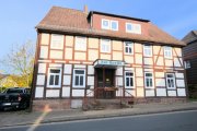 Bevern (Landkreis Holzminden) Fachwerkhaus mit Garage und Nebengelass in Bevern Haus kaufen