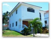 Sosúa/Dominikanische Republik Sosúa: Neu erbautes Haus in familiären Wohnanlage, großzügige Raumaufteilung mit 220 m² (2,367 sqft.) Wohnfläche auf zwei 