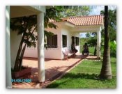 Sosúa/Dominikanische Republik Sosua: Villa mit 168 m² (1 808 sqft) Wohnfläche auf 800 m² (8 608 sqft) Grundstück, vier Schlafzimmer, ein Bad und Pool in 