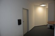 Freudenberg (Kreis Siegen-Wittgenstein) Teil-Büroetage mit 3 Büros, Teeküche, getrennte Toiletten, Aufzug Gewerbe mieten